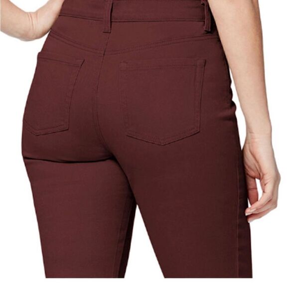 Gloria Vanderbilt Amanda Stretch Denim - Picture 5 of 8